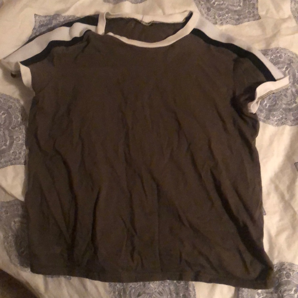 Tee